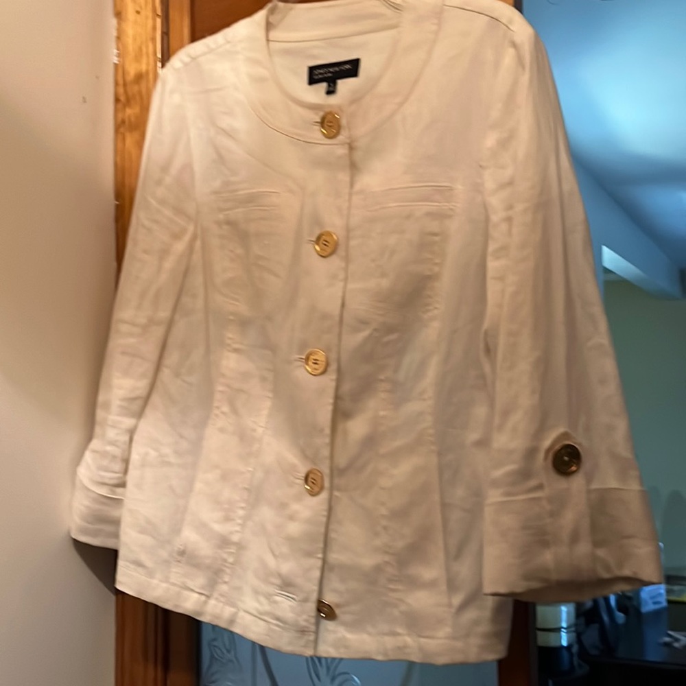Jones New York white jacket